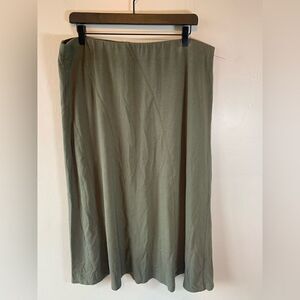 J. Jill Olive maxi skirt size L